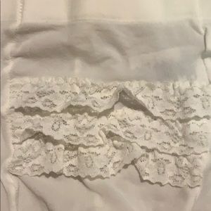 Ruffled tights baby girl